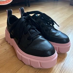 Caribou™ X Shoe WP, black and vintage pink